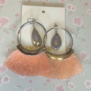 This is a pair of Kinsley Armelle Agate Collection Silver Ashen Fringe Earrings